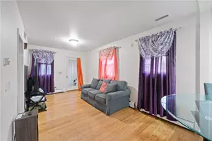 446 Budlong Rd, Cranston, RI 02920 - Photo 23