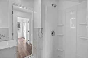 52 Sumner Ave, Cranston, RI 02920 - Photo 17