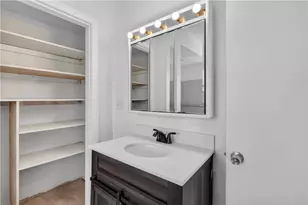 52 Sumner Ave, Cranston, RI 02920 - Photo 13