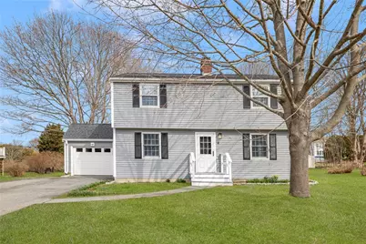 4 Longmeadow Avenue, Middletown, RI 02842 - Photo 1