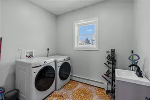 53 Baycliff Dr, Warwick, RI 02818 - Photo 25