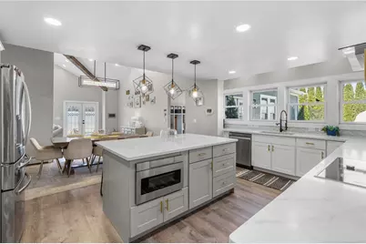 53 Baycliff Drive, Warwick, RI 02818 - Photo 9