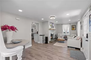 53 Baycliff Dr, Warwick, RI 02818 - Photo 17