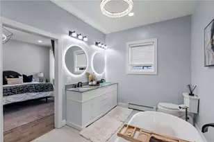 53 Baycliff Dr, Warwick, RI 02818 - Photo 21