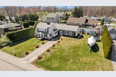 53 Baycliff Drive, Warwick, RI 02818 - Photo 3