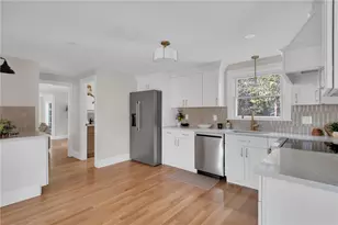 281 Spring Green Rd, Warwick, RI 02888 - Photo 3