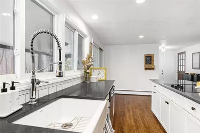 4 Intrepid Lane, Jamestown, RI 02835 - Photo 15