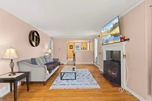 49 Cove St, Pawtucket, RI 02861 - Photo 11