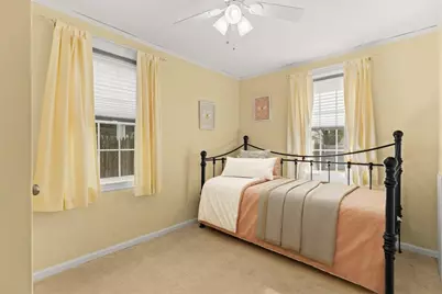 49 Cove Street, Pawtucket, RI 02861 - Photo 27