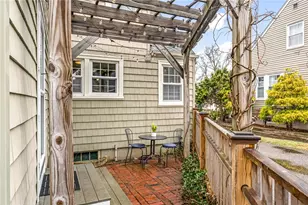 28 Rosegarden St, Warwick, RI 02888 - Photo 29