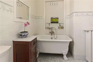 1 Ichabod Ln, Middletown, RI 02842 - Photo 23