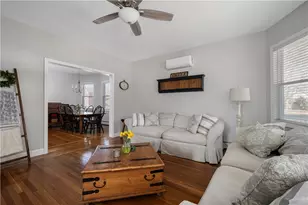 2037 Cranston St, Cranston, RI 02920 - Photo 9