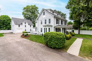 390 Woodruff Ave, South Kingstown, RI 02879 - Photo 1