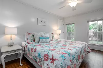 390 Woodruff Avenue, South Kingstown, RI 02879 - Photo 29