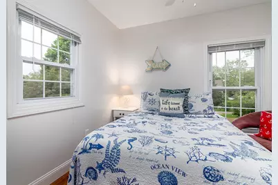 390 Woodruff Avenue, South Kingstown, RI 02879 - Photo 19