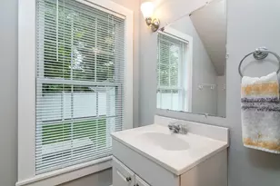 390 Woodruff Ave, South Kingstown, RI 02879 - Photo 27