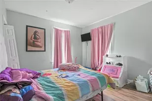 35 Sterling Ave, Providence, RI 02909 - Photo 7