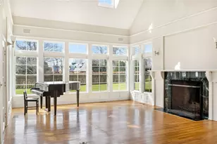 9 Ocean Lawn Ln, Newport, RI 02840 - Photo 11