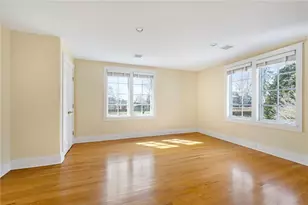 9 Ocean Lawn Ln, Newport, RI 02840 - Photo 37