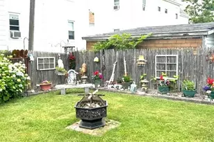 23 Rock St, Bristol, RI 02809 - Photo 15