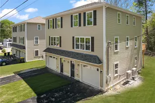 40 Farnum Pike, Smithfield, RI 02917 - Photo 3