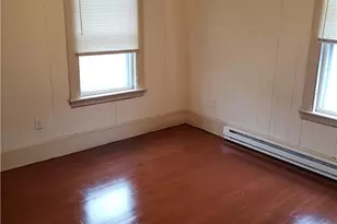 36 Roberts St, Woonsocket, RI 02895 - Photo 7