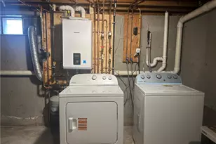 47 Williams St, Lincoln, RI 02865 - Photo 25