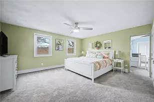 385 W Wrentham Rd, Cumberland, RI 02864 - Photo 27