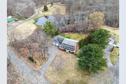 385 W Wrentham Road, Cumberland, RI 02864 - Photo 5