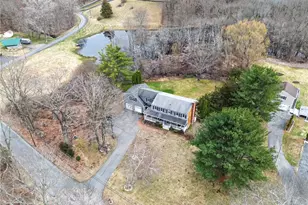 385 W Wrentham Rd, Cumberland, RI 02864 - Photo 5