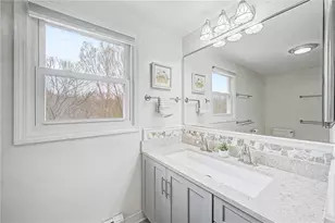 385 W Wrentham Rd, Cumberland, RI 02864 - Photo 25