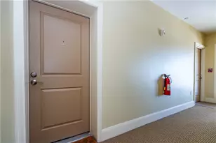 1180 Narragansett Blvd, Cranston, RI 02905 - Photo 43