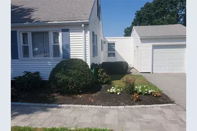 139 Coggeshall Avenue, Newport, RI 02840 - Photo 45