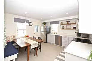 139 Coggeshall Ave, Newport, RI 02840 - Photo 11