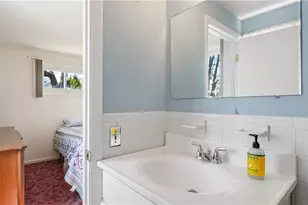 71 Evergreen Rd, North Kingstown, RI 02852 - Photo 21