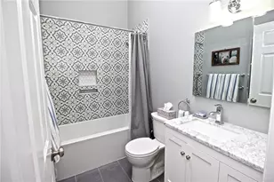 66 Girard Ave, Newport, RI 02840 - Photo 37