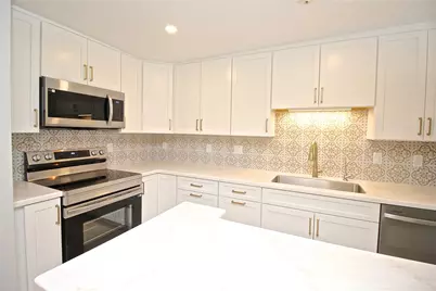 66 Girard Avenue #312, Newport, RI 02840 - Photo 9