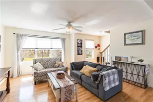 27 Streamview Dr, Cumberland, RI 02864 - Photo 15