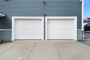 1040 Cranston St, Cranston, RI 02910 - Photo 3