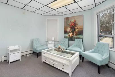 1040 Cranston Street, Cranston, RI 02910 - Photo 9