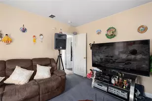 34 Byron St, Cranston, RI 02920 - Photo 39