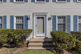 121 Zinnia St, Warwick, RI 02886 - Photo 49