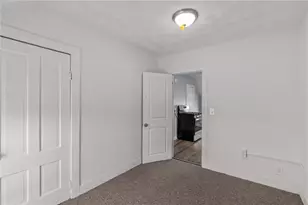 476 N Broadway, East Providence, RI 02914 - Photo 17