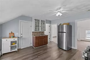 476 N Broadway, East Providence, RI 02914 - Photo 11