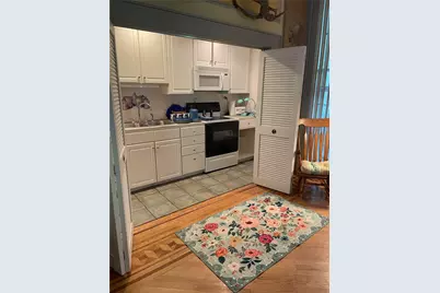 46 Chastellux Avenue, Newport, RI 02840 - Photo 7