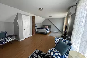 29 Anthony St, Newport, RI 02840 - Photo 21
