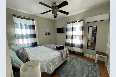 29 Anthony Street, Newport, RI 02840 - Photo 17