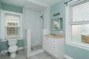 29 Anthony St, Newport, RI 02840 - Photo 15