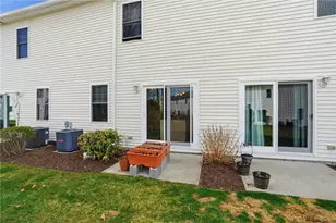 12 Gray Coach Ln, Cranston, RI 02921 - Photo 23