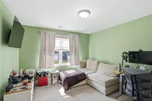 12 Gray Coach Ln, Cranston, RI 02921 - Photo 11
